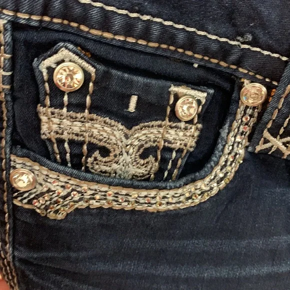 Rock Revival Jeans - Picture 2 of 6